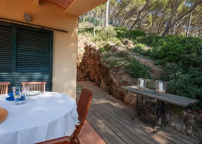 Aiguafreda, Piscina Y Vistas Al Mar * בגור
